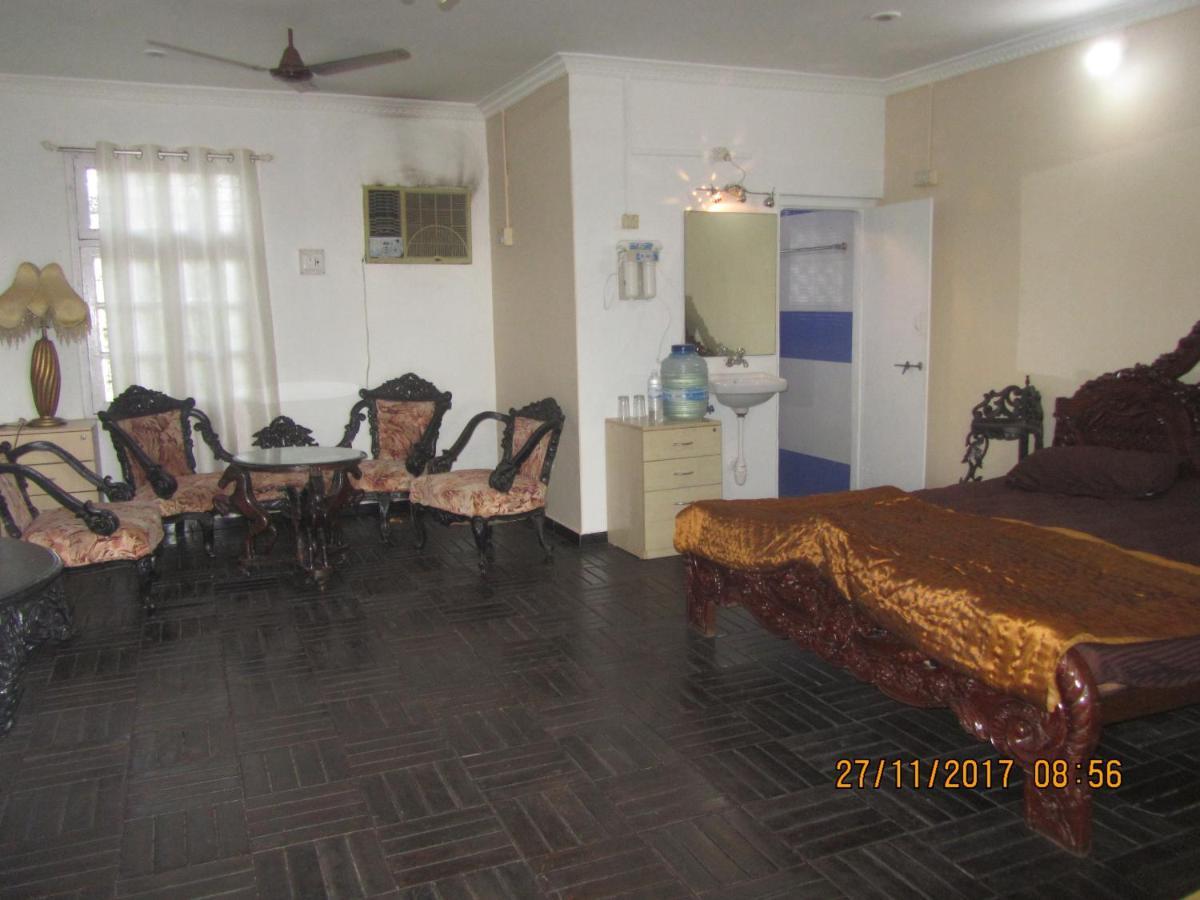 Sona Villa, The Lake Chalet Kudal  外观 照片