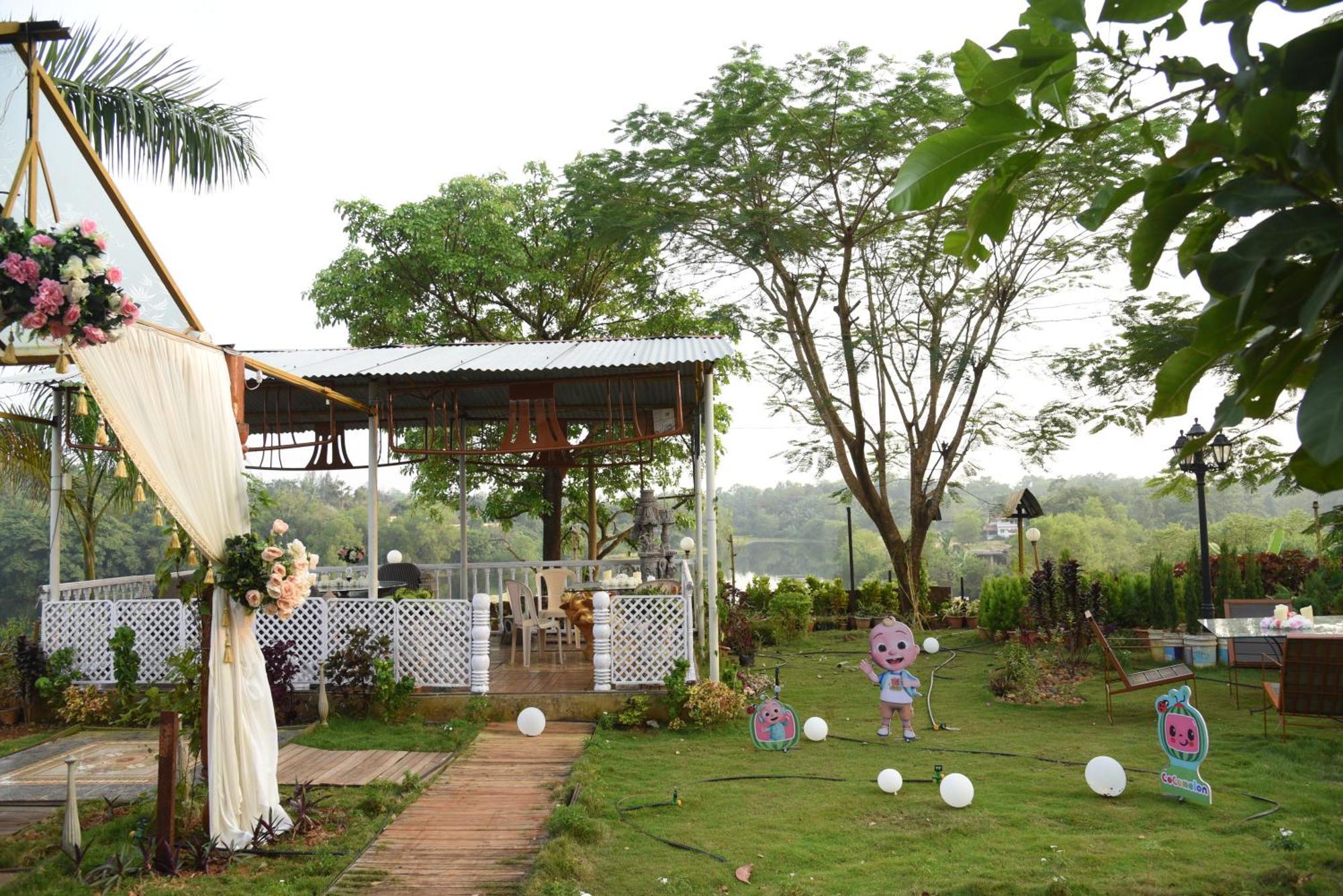Sona Villa, The Lake Chalet Kudal  外观 照片