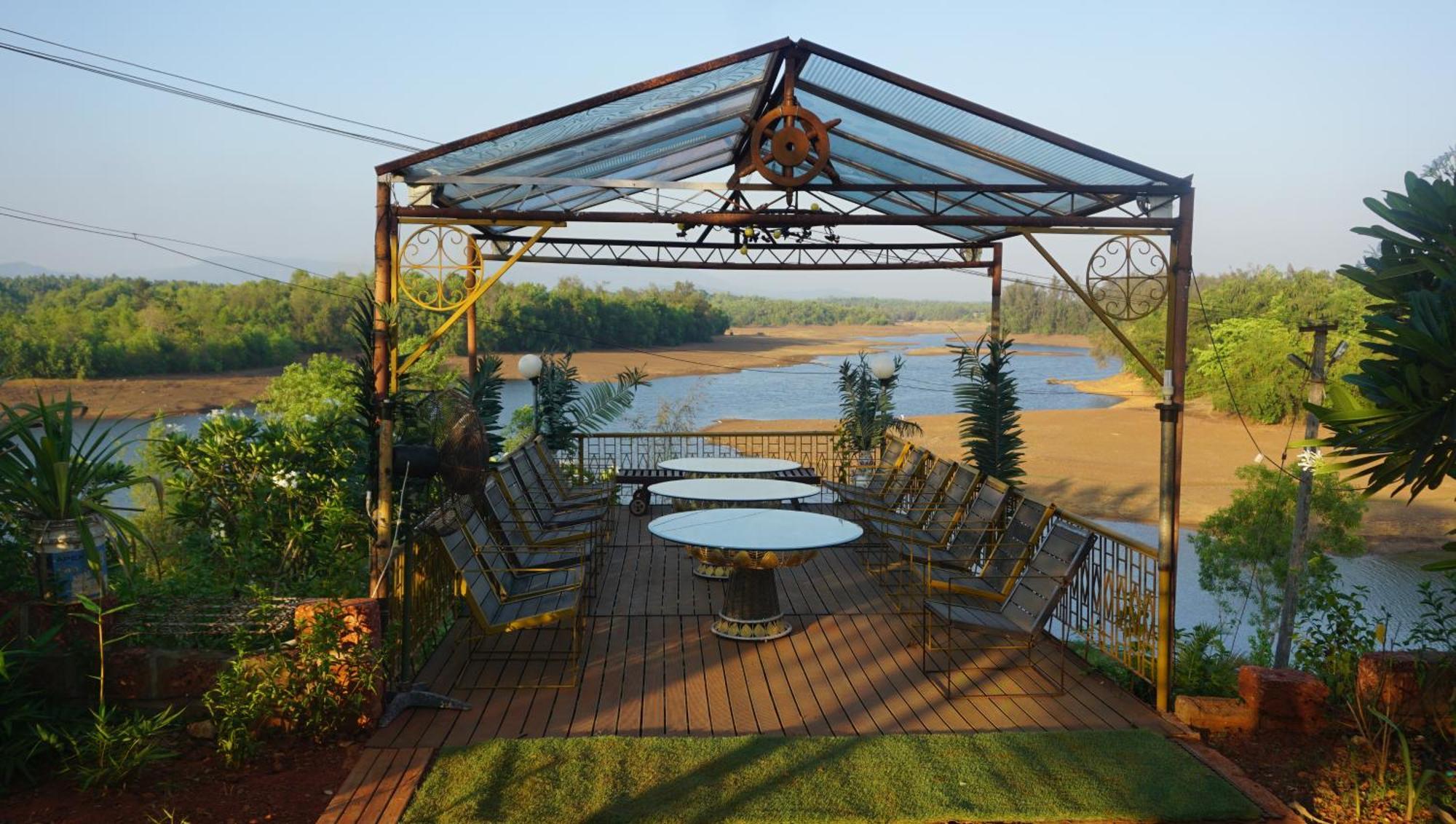 Sona Villa, The Lake Chalet Kudal  外观 照片