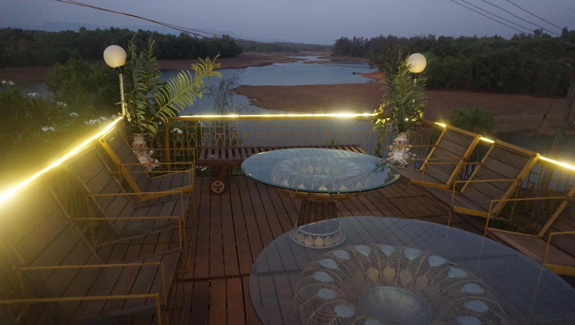 Sona Villa, The Lake Chalet Kudal  外观 照片