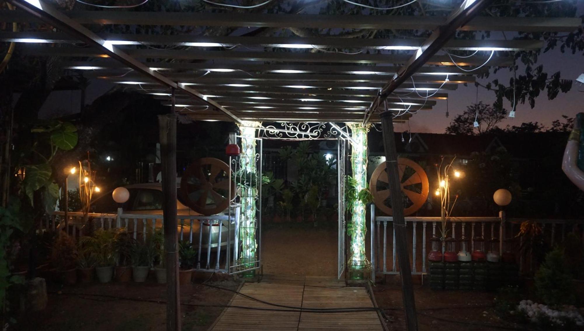 Sona Villa, The Lake Chalet Kudal  外观 照片
