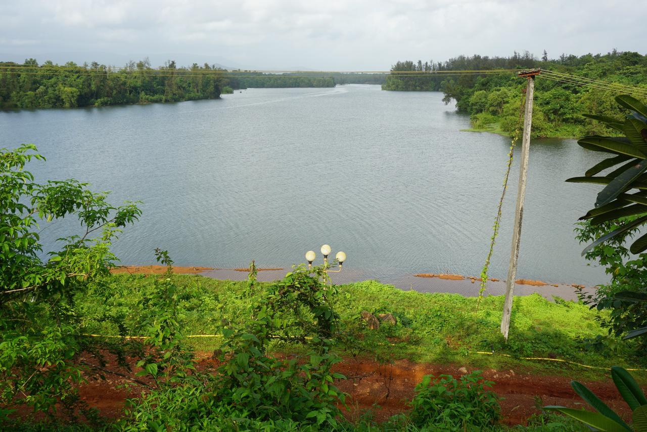 Sona Villa, The Lake Chalet Kudal  外观 照片