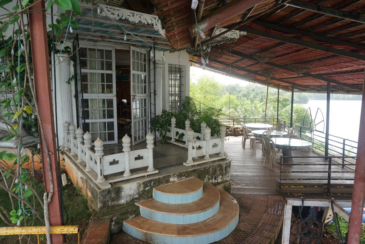 Sona Villa, The Lake Chalet Kudal  外观 照片